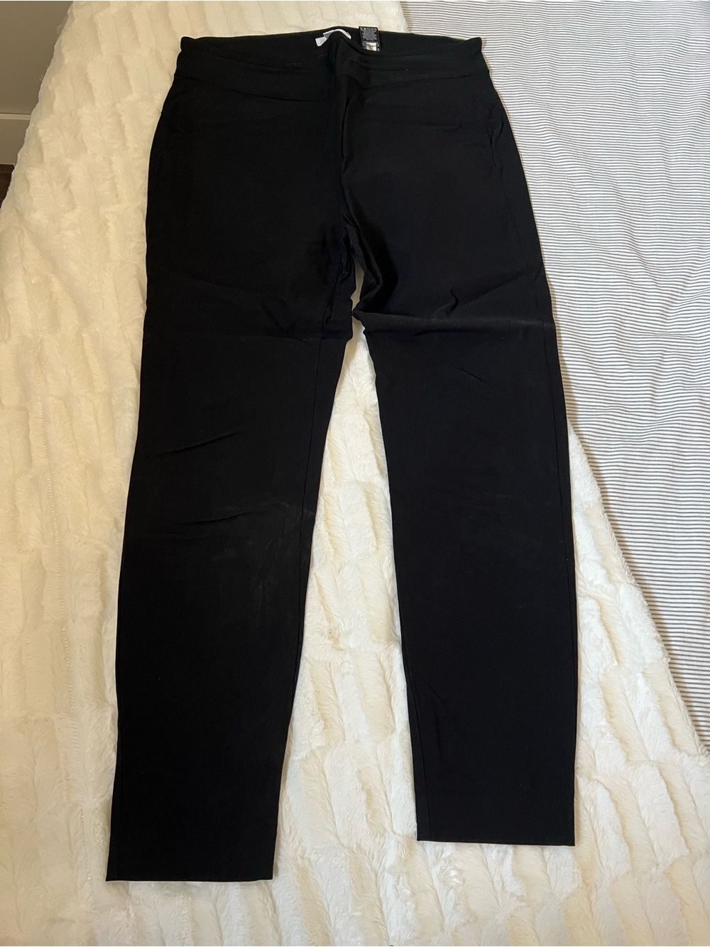 Camber & Grace Skinny Leg Dress Pants